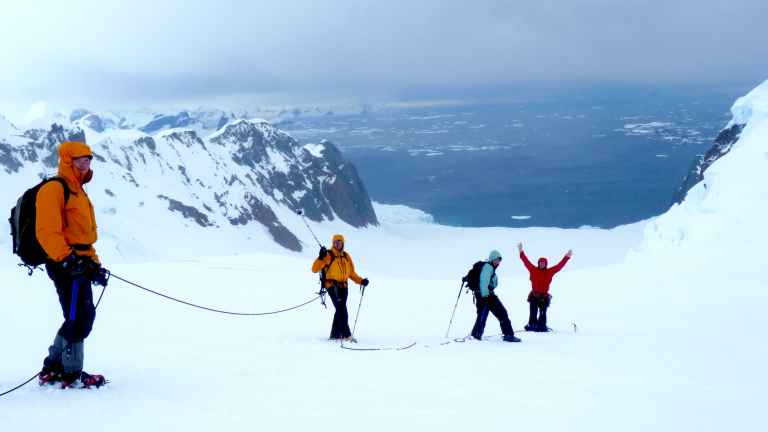 OCE_2_CHRISTOPH-GNIESSER_RTD_MOUNTAINEERING
