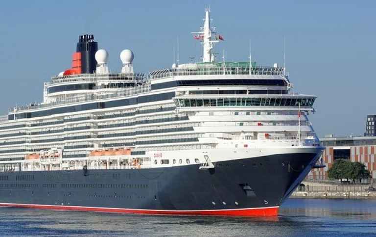 ONLINE_Traditional-cruise-ship